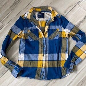 Woman’s AE Button Down Shirt - Size 6